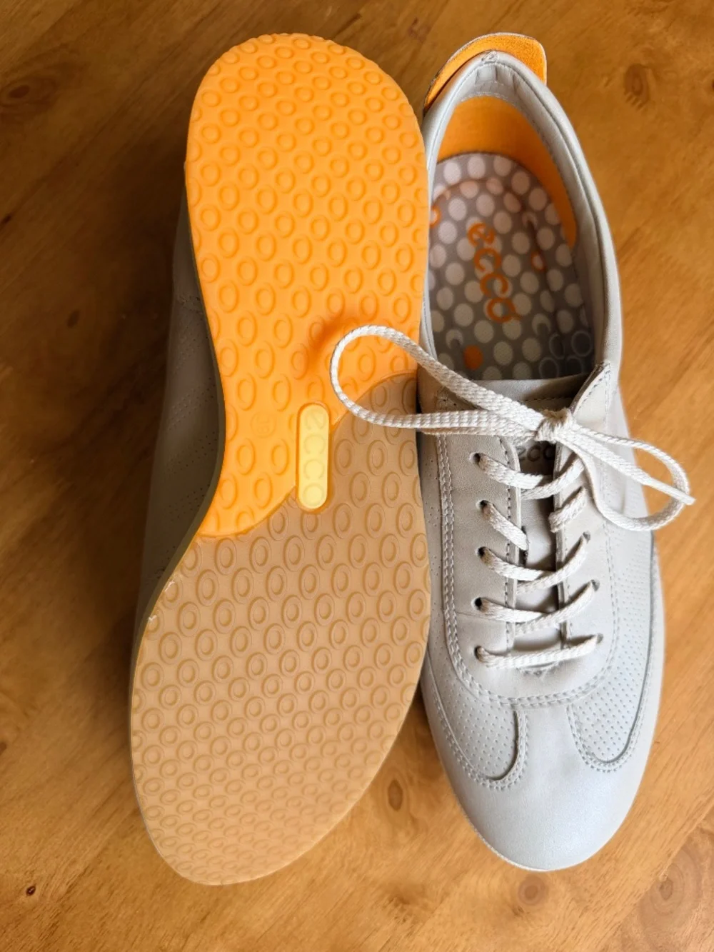 N/A ecco women